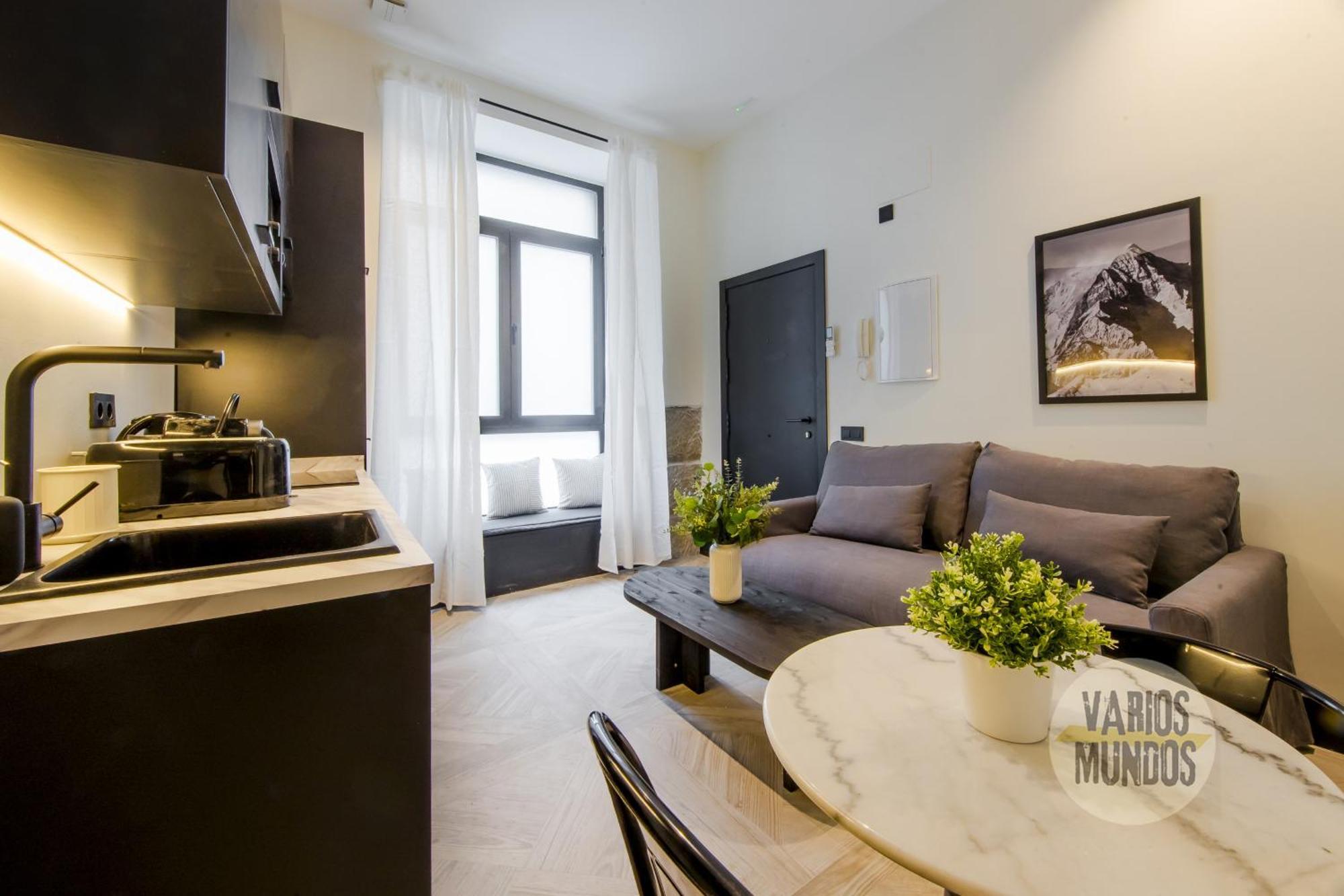 Iconic Apt En Plena Plaza Del Carmen Para 4Pax E3 Madri Exterior foto